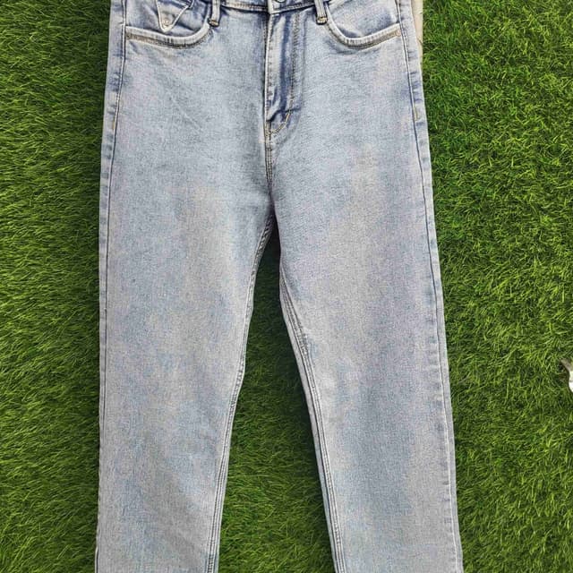 Wild leg jeans size 30
