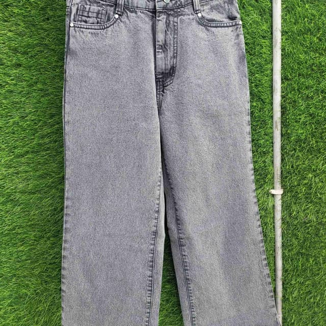Wild leg jeans size 30