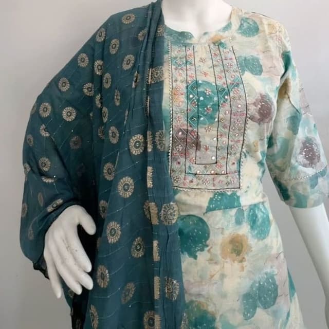 Salwar Suite
