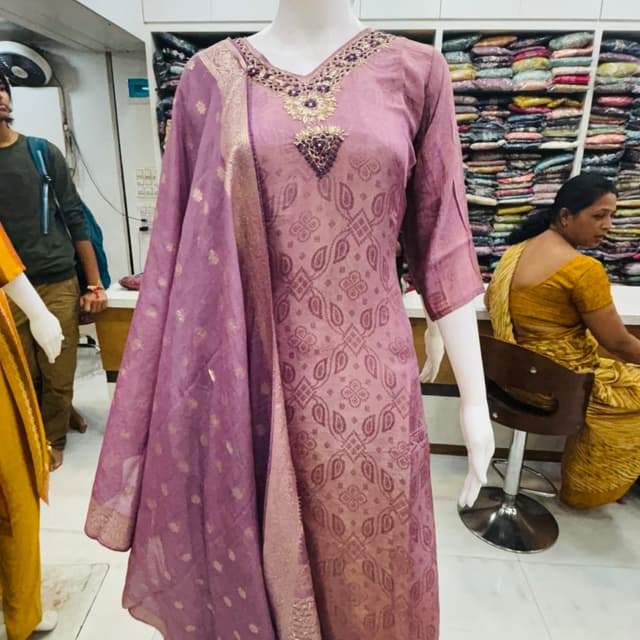 Salwar Suite