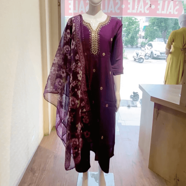 Deep Purple, White Salwar Kameez with Dupatta