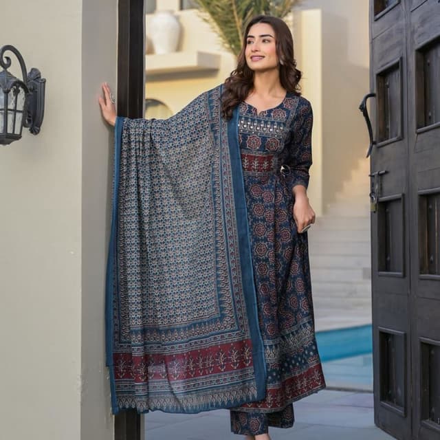 Navy blue, maroon, and teal Salwar Kameez