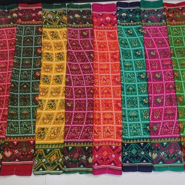 Patola print reniyel sarees