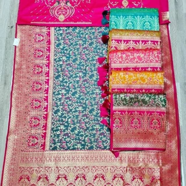 Catloge silk Saree with 2 blouse