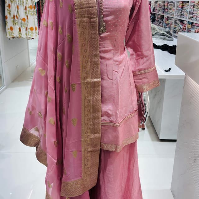 Salwar Suite