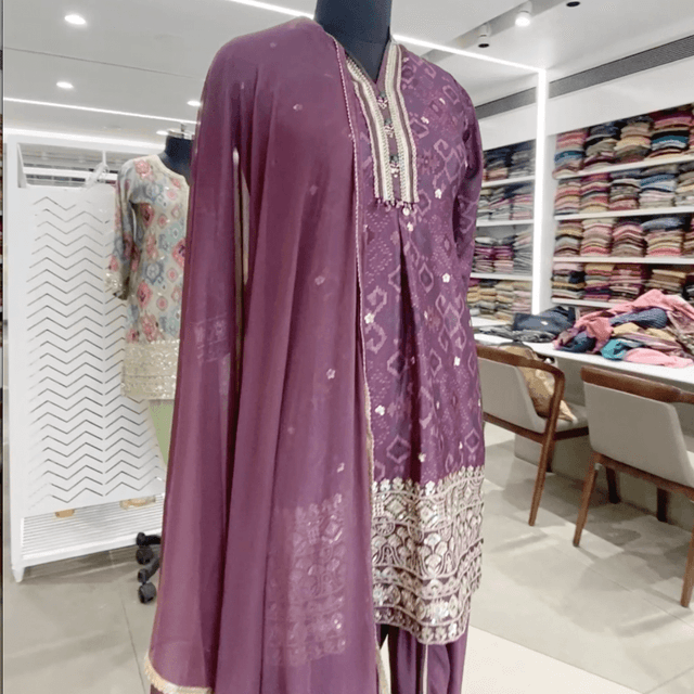 Salwar Suite